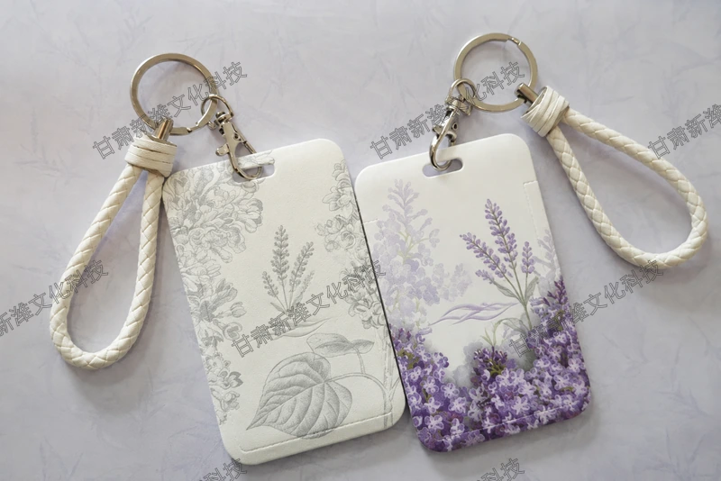 丁香花浮雕卡套 第 2 张图,共 3 张