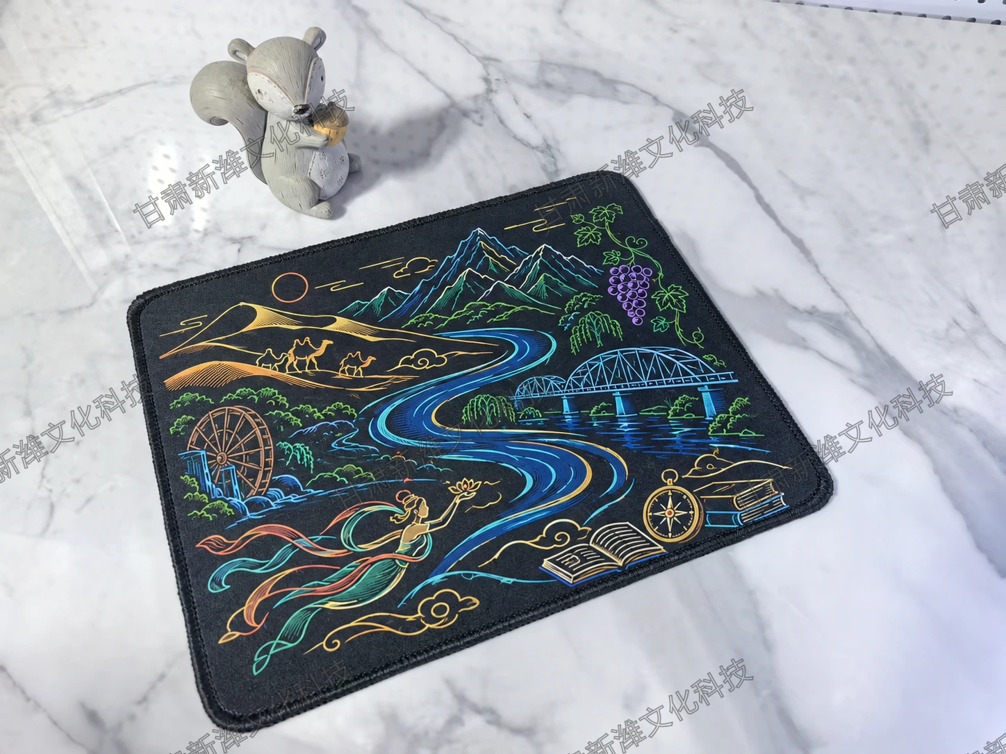 涂鸦鼠标垫 第 2 张图，共 2 张